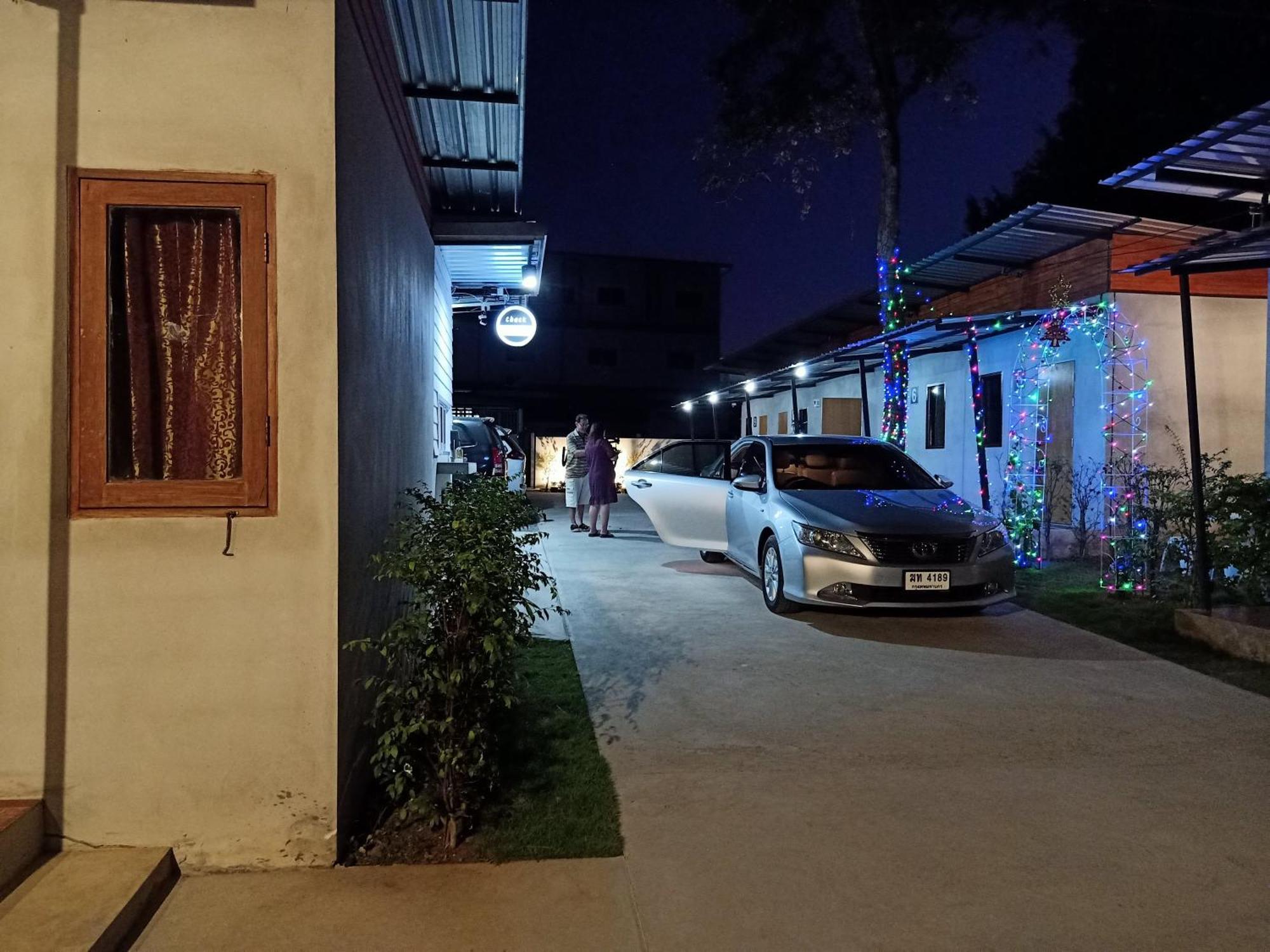พักดีรีสอร์ท 2 นครราชสีมา ภายนอก รูปภาพ